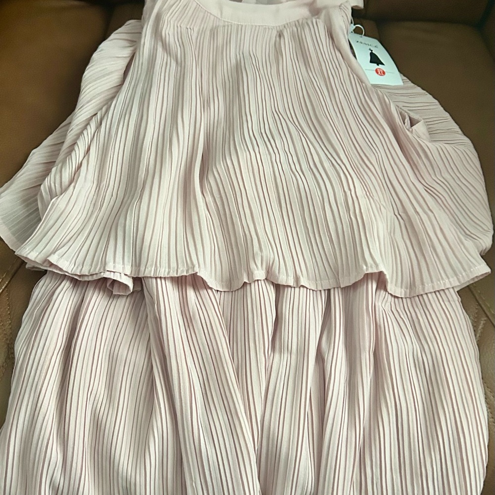 Light Pink Pleated Women's Blouse with Layered Ruffle